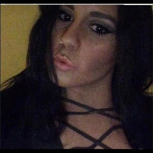 Meet your Posher, Brittany nicole